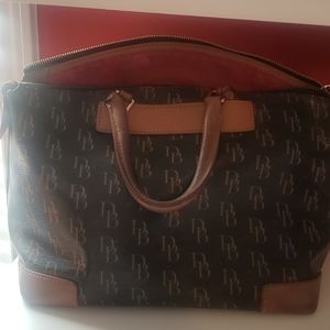 Dooney & Bourke